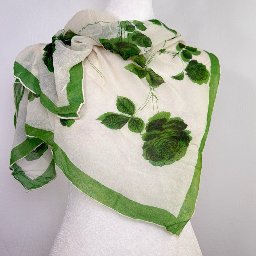 Vintage semi sheer, silky, crêpe, precious floral green rose printed scarf - Picture 3 of 14